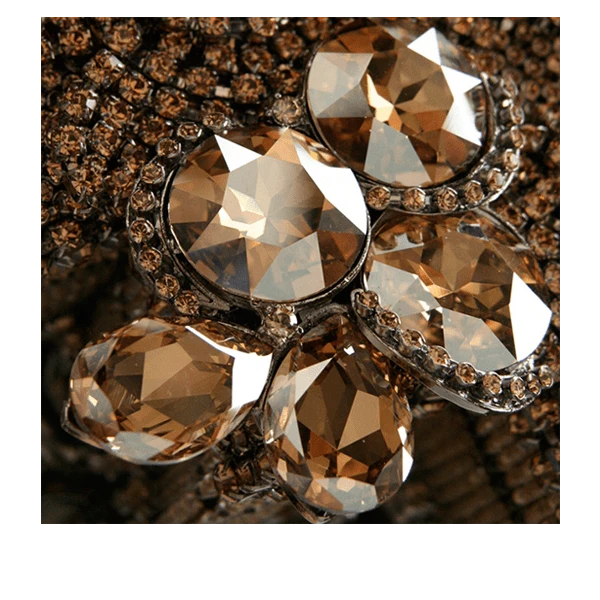 BB Simon Delicate Fashion Crystal Wall Mirror 3 BB Simon Delicate Fashion Crystal Wall Mirror - Image 3